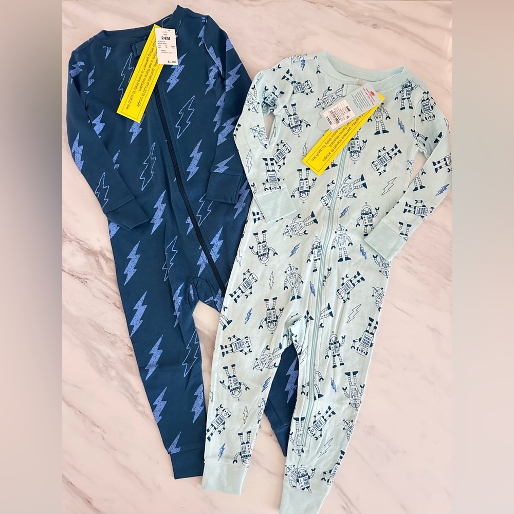 NWT Robot Print Pajama Set